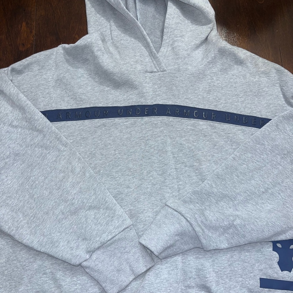 Under Armour Light Gray Hoodie with Navy Accents